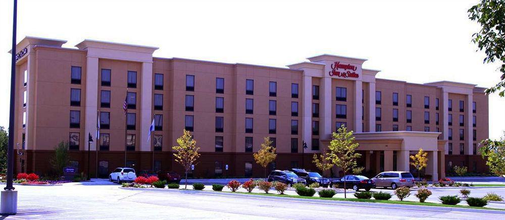 Hampton Inn & Suites Bloomington-Normal Exterior foto